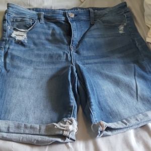 AE next level stretch skinny bermuda